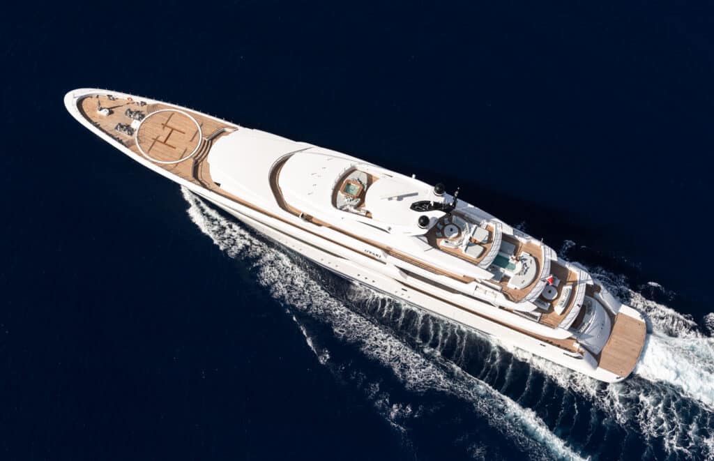 Opari, Golden Yachts