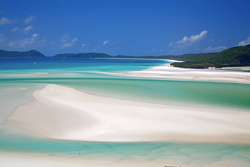 The most amazing destinations for Winter Yacht Charter: Australia