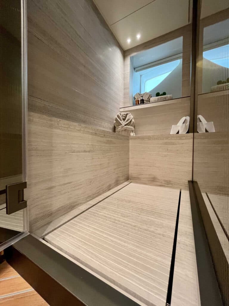 shower-sd90-773x1030