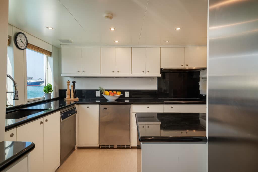 ATOM-Yacht for charter-13