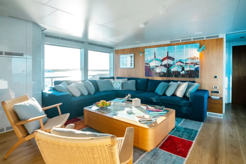 ONLY-NOW-Main-Salon-5-copy