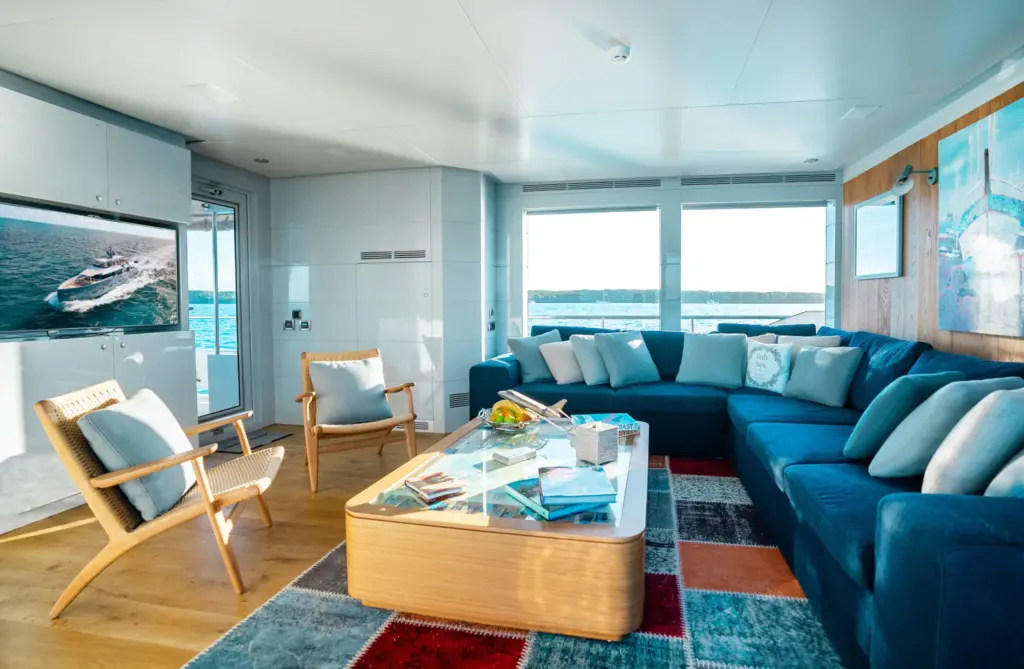 ONLY-NOW-Main-Salon-6-copy-2