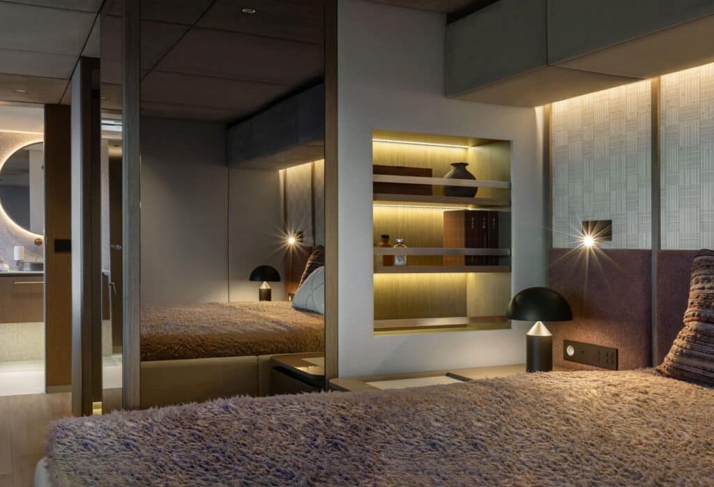 luxury-charter-yacht-otoctone-14