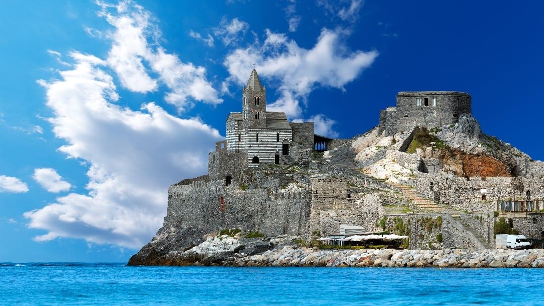 Yacht Charter Portovenere