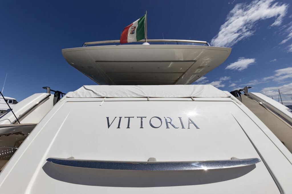 VITTORIA_exterior-2