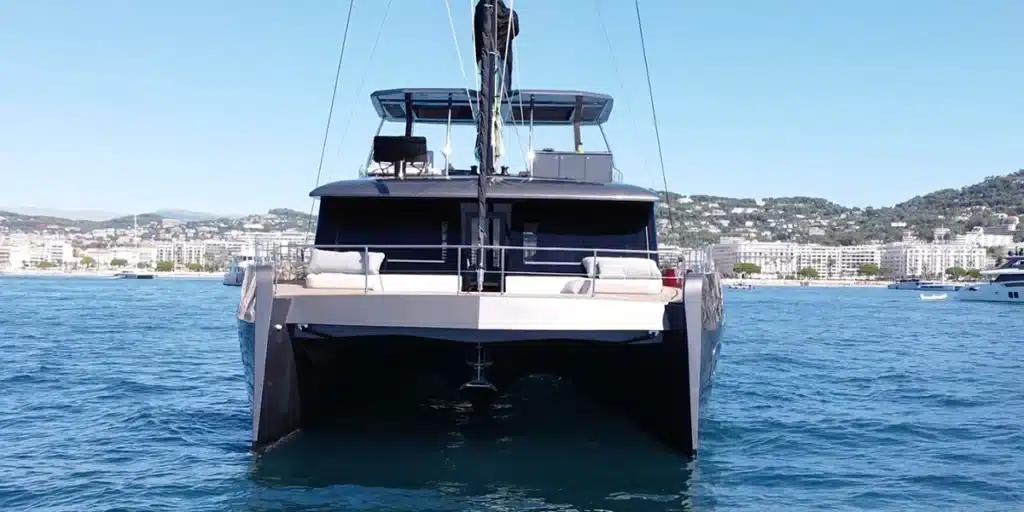 Full-moon-Moon-60-profile-14