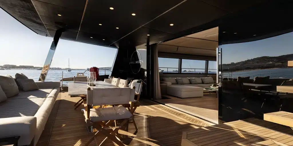 Full-moon-Moon-60-sailing-catamaran-for-charter-in-Balearic-islands-dinning-area