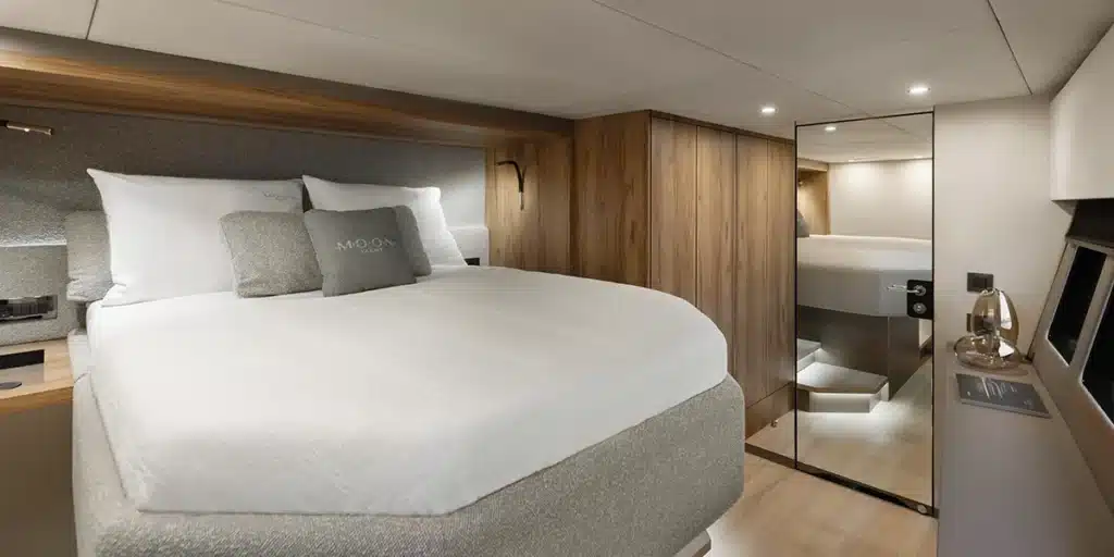 Full-moon-Moon-60-sailing-catamaran-for-charter-in-Balearic-islands-double-cabins