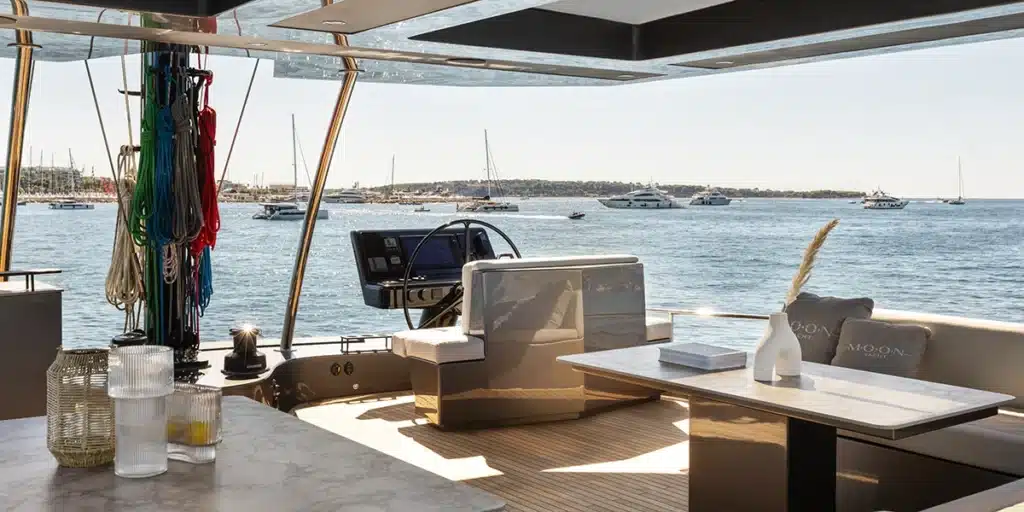 Full-moon-Moon-60-sailing-catamaran-for-charter-in-Balearic-islands-flybridge
