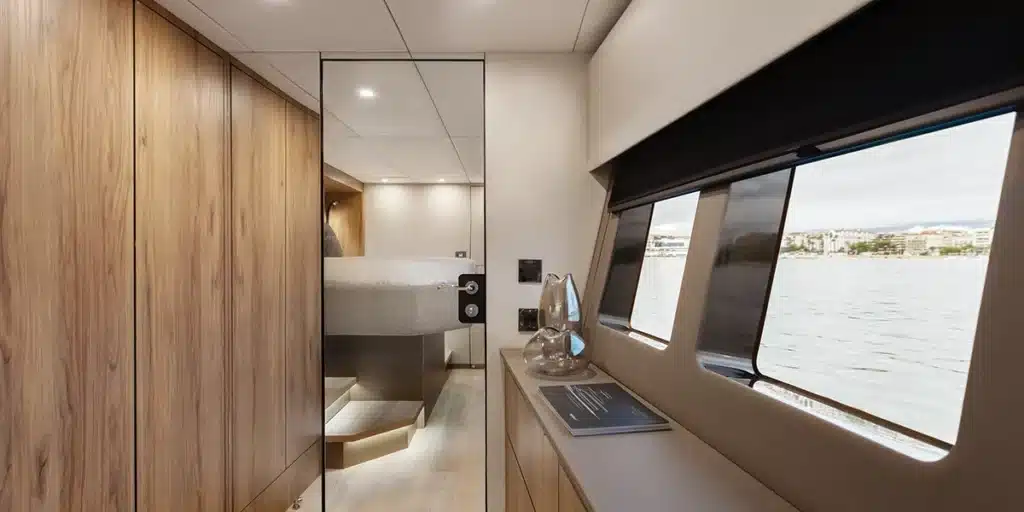 Full-moon-Moon-60-sailing-catamaran-for-charter-in-Balearic-islands-guest-cabin