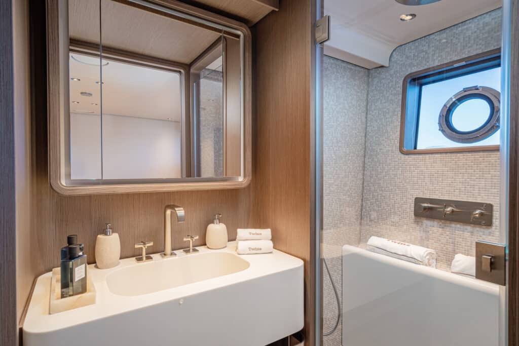TWINS-Navetta-30-Yacht_097