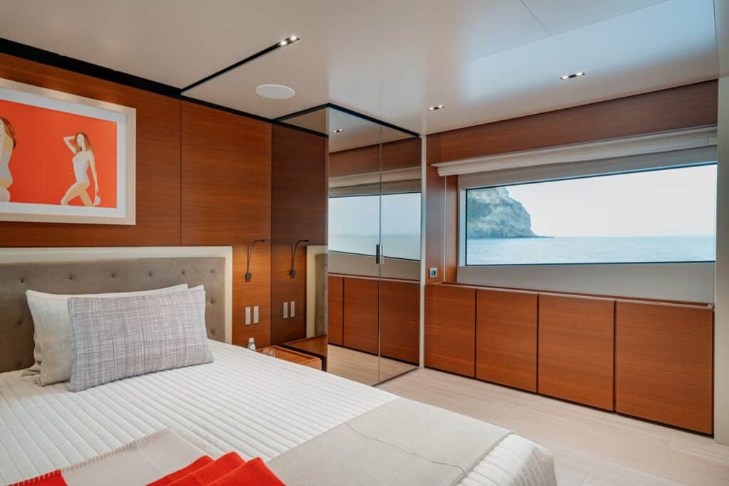 Diana-II-Yacht-050 (1)