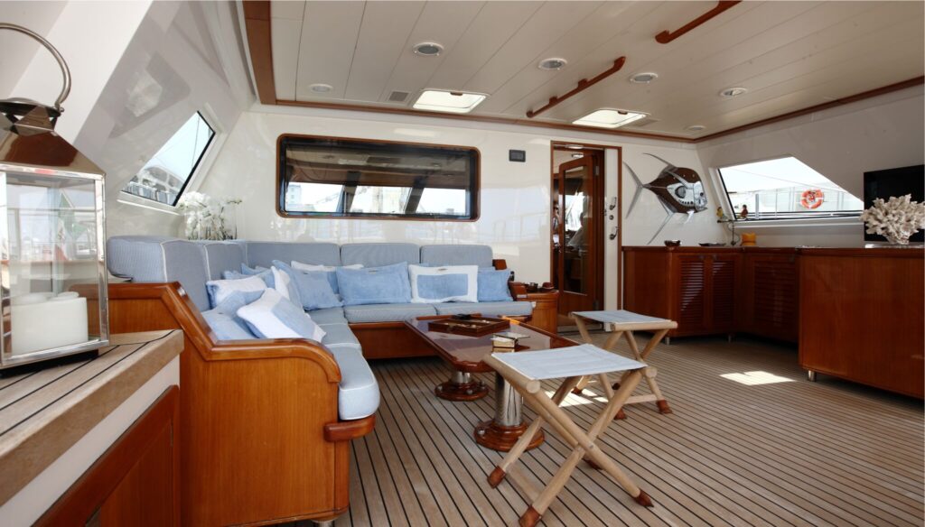 Heritage-M-Exterior-cockpit-02-yacht-for-charter-west-coast-international-scaled