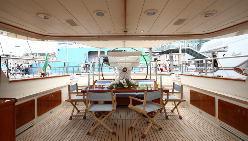 Heritage-M-Exterior-cockpit-05-yacht-for-charter-west-coast-international-scaled
