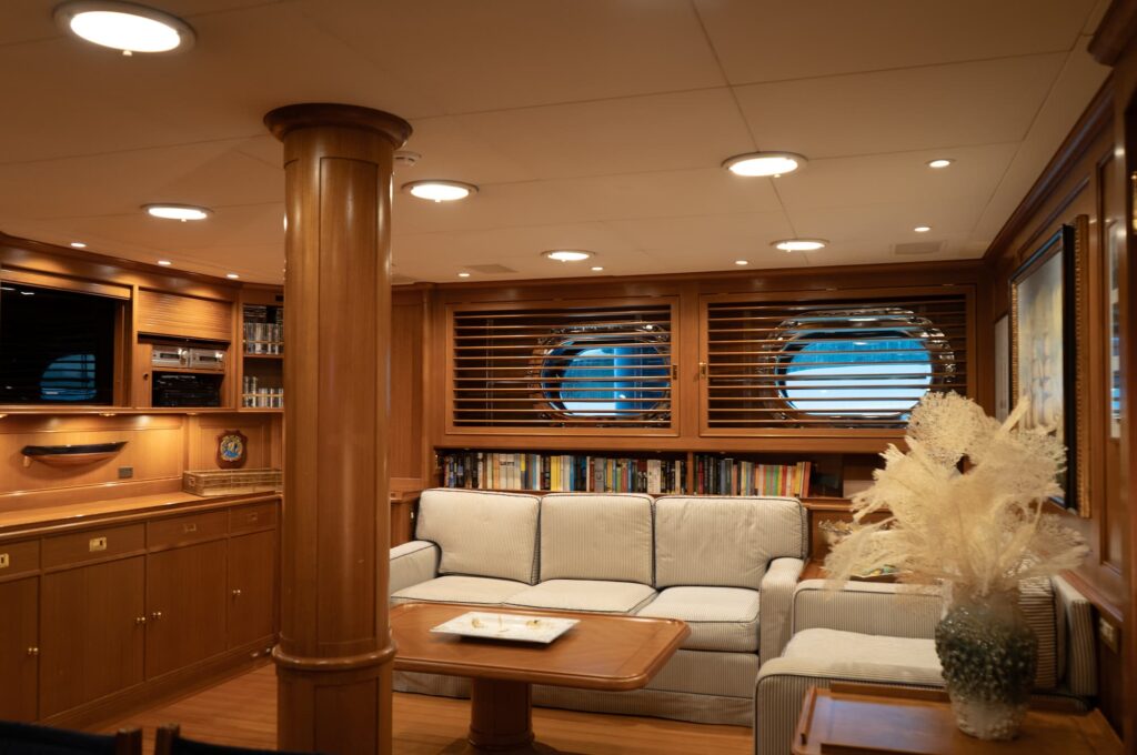 Heritage-M-Interior-living-01-yacht-for-charter-west-coast-international