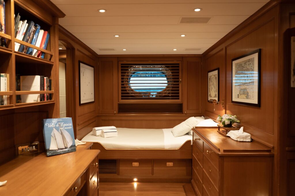 Heritage-M-Interior-master-cabin-03-yacht-for-charter-west-coast-international