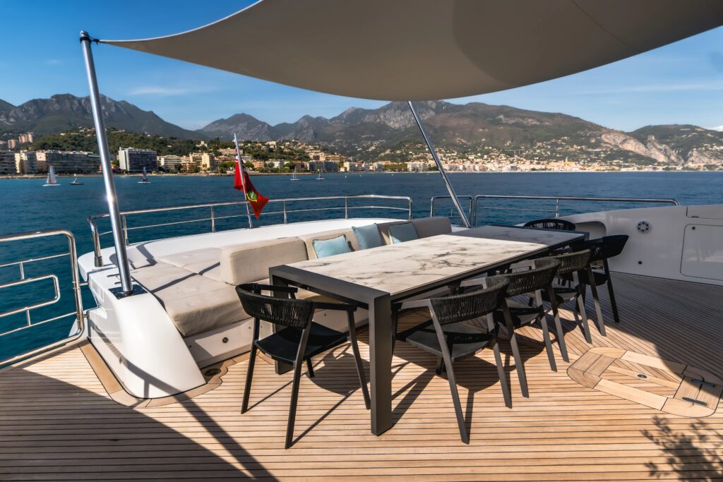 charter-fast-and-furious-yacht-verdeblu