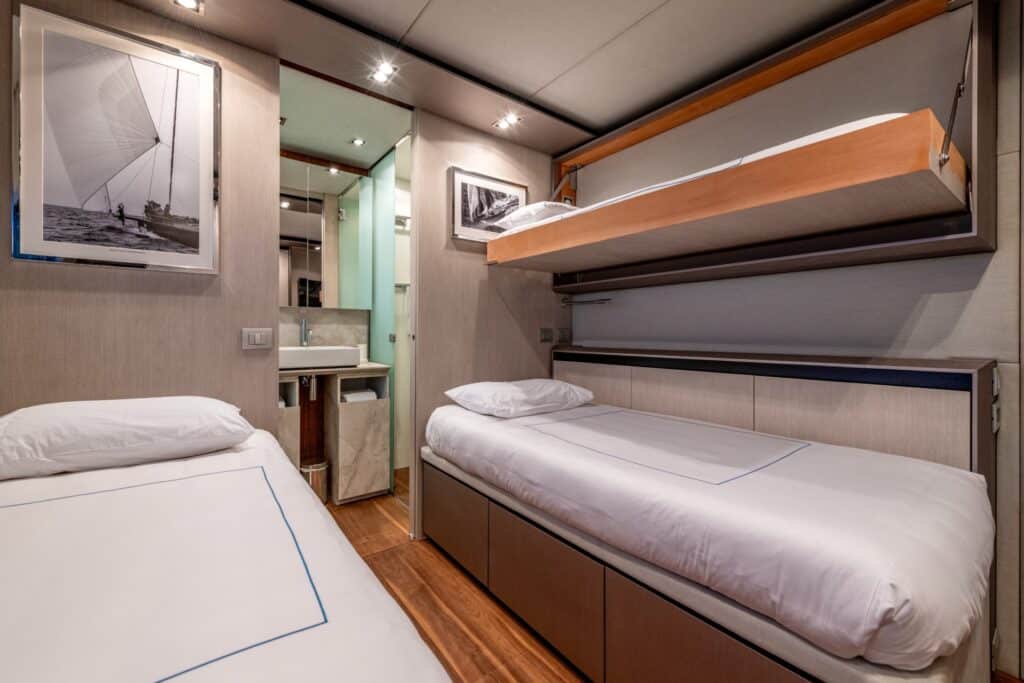 KokonutsWallylife Yacht for charter Mediterranean twin bed bunker bed Verdeblu