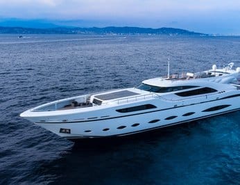 charter-fast-and-furious-yacht-verdeblu