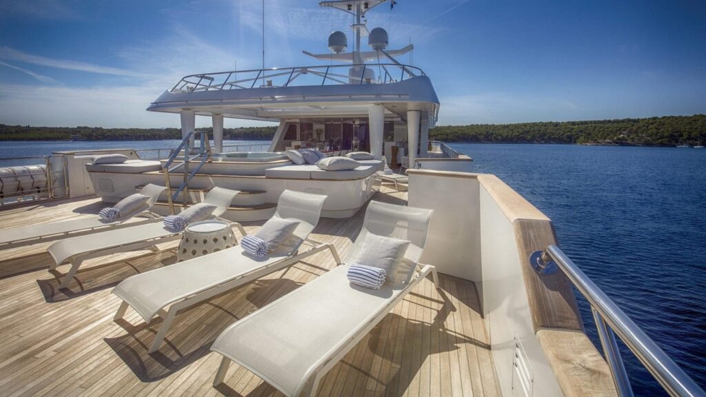 Katina Yacht Charter booking Verdeblu