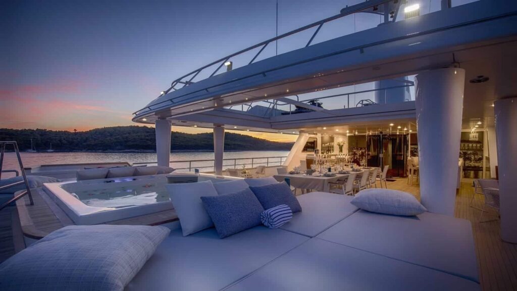 Katina Yacht Charter booking Verdeblu