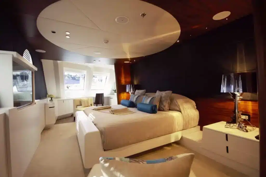 Katina Yacht Charter booking Verdeblu