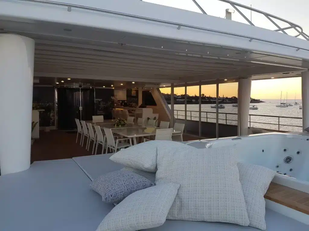 Katina Yacht Charter booking Verdeblu