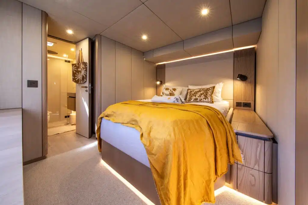 Sunreef Catamaran yacht for charter Ray booking with Verdeblu bedroom